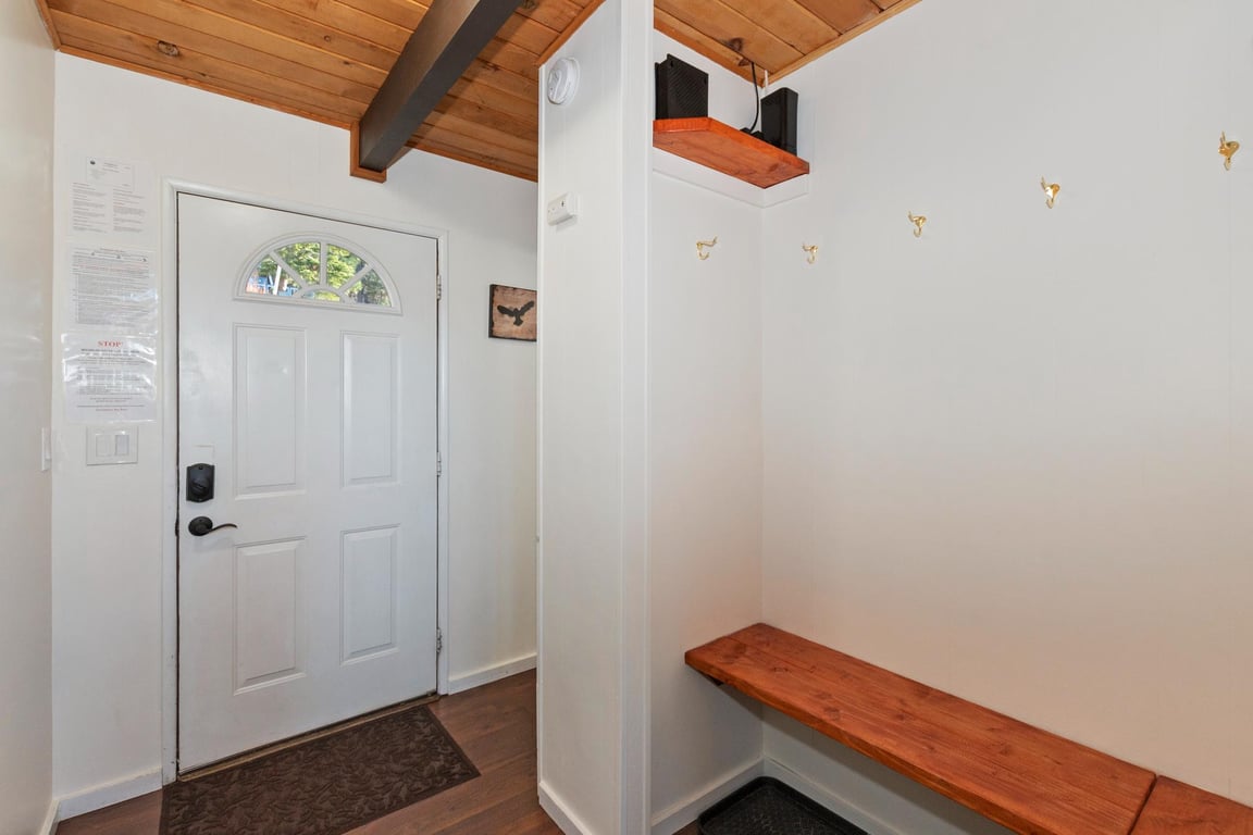 Cabin Image 7