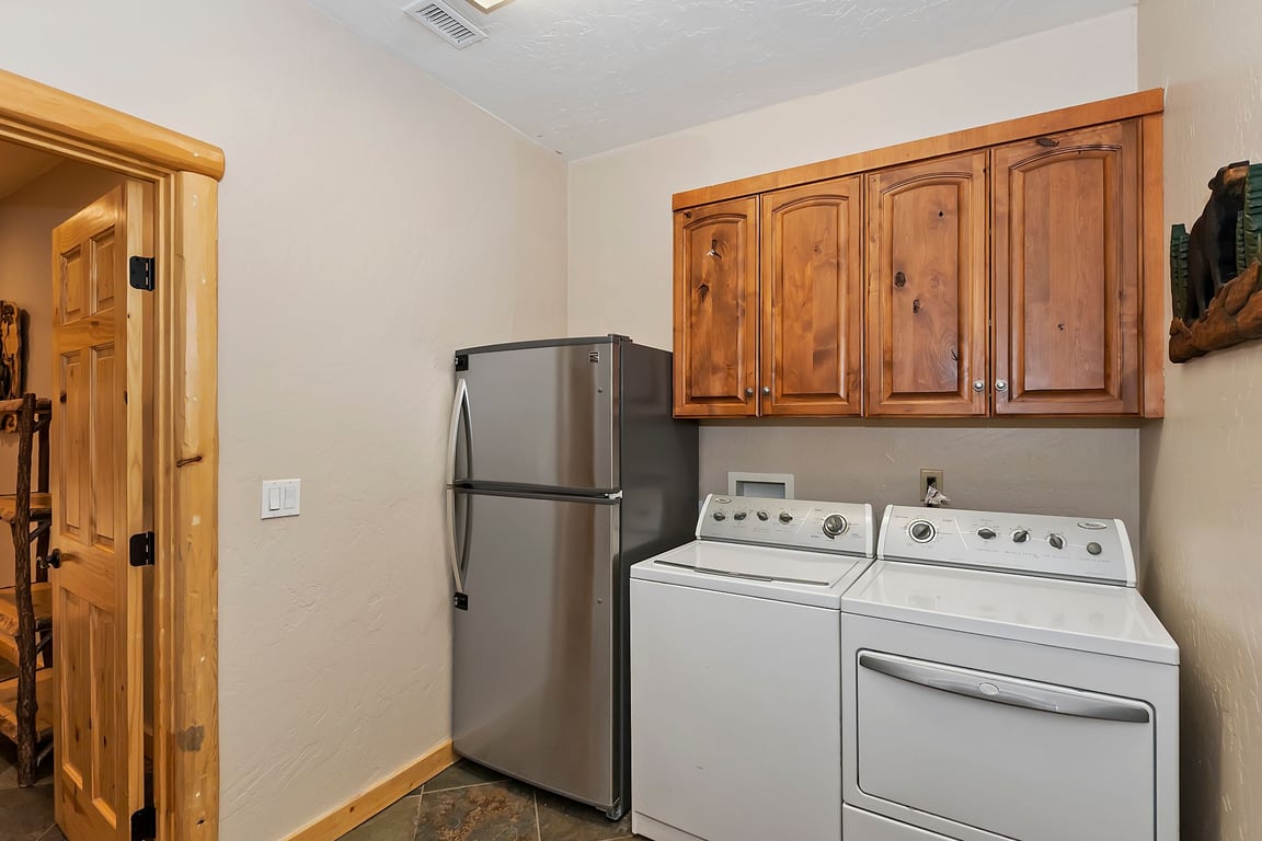 Cabin Image 37