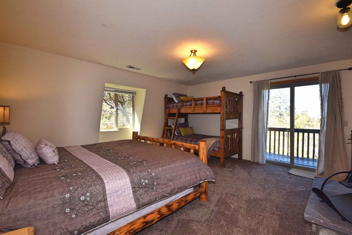 Cabin Image 14