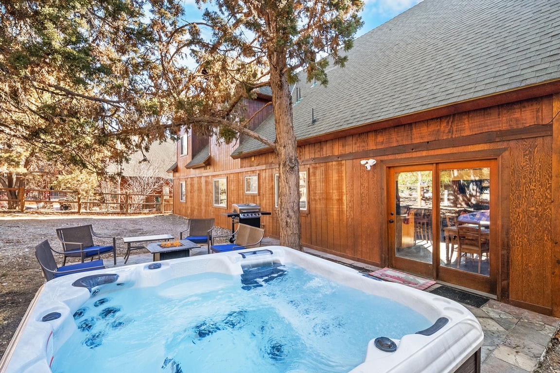 Big Bear Cabin - LazyBearManor - 0004