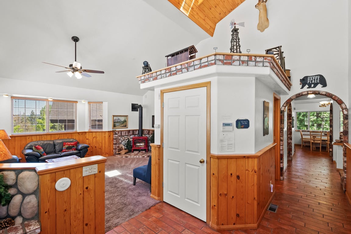 Cabin Image 6