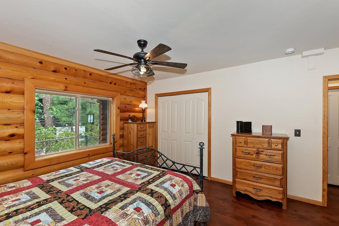 Cabin Image 21