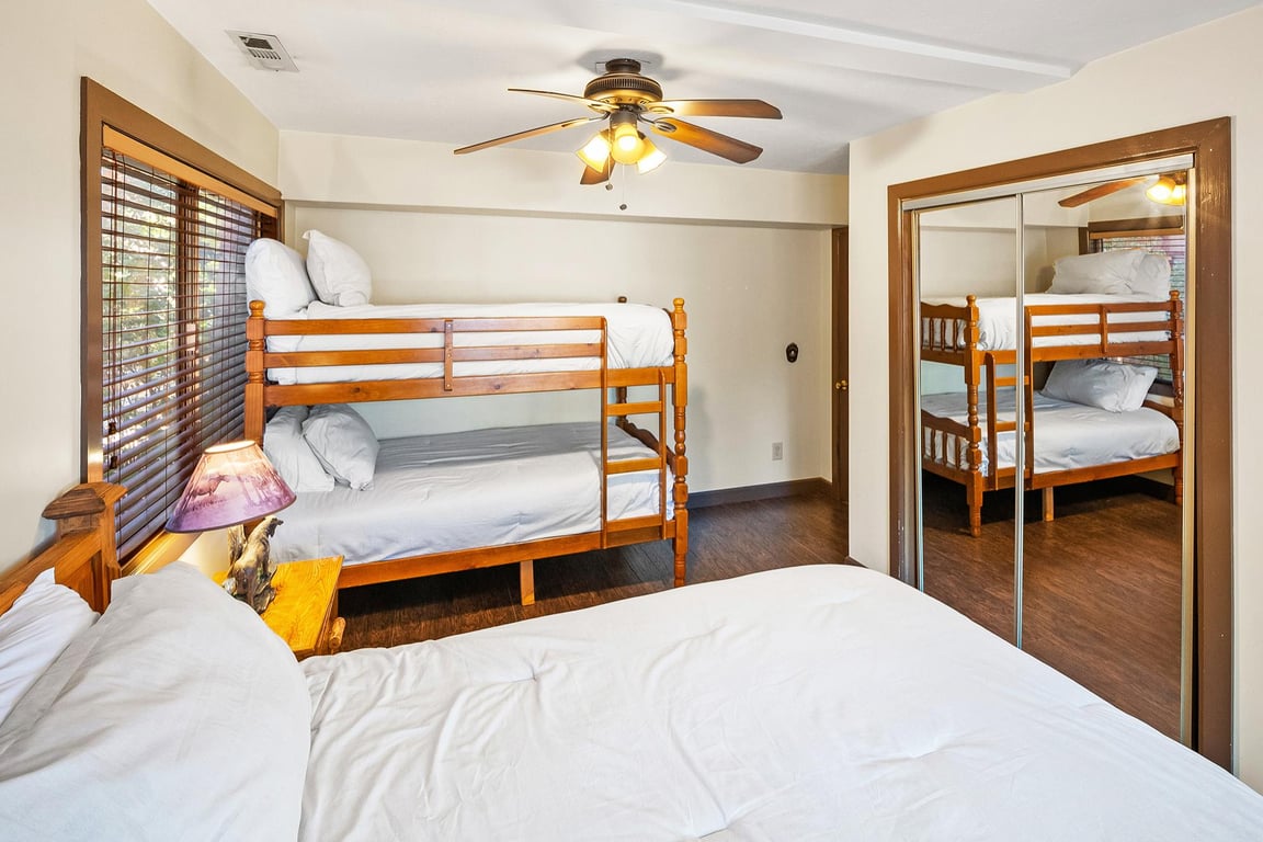 Cabin Image 24