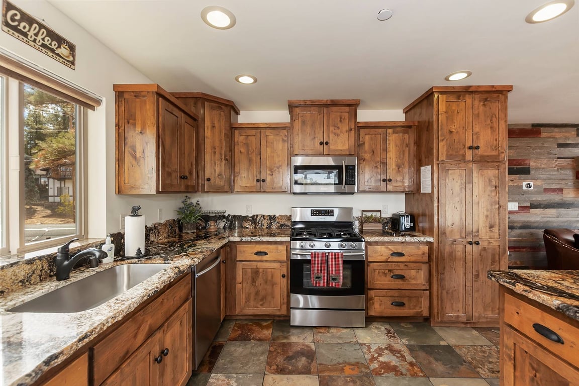 Cabin Image 12