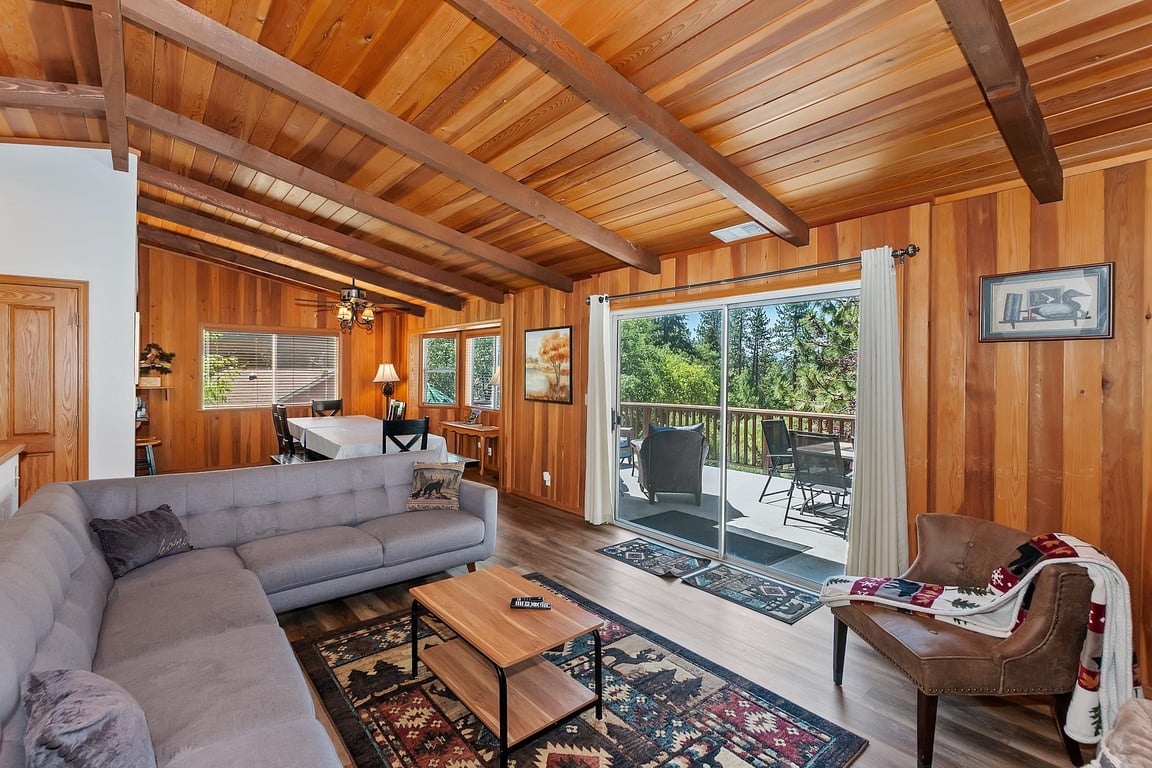 Cabin Image 14