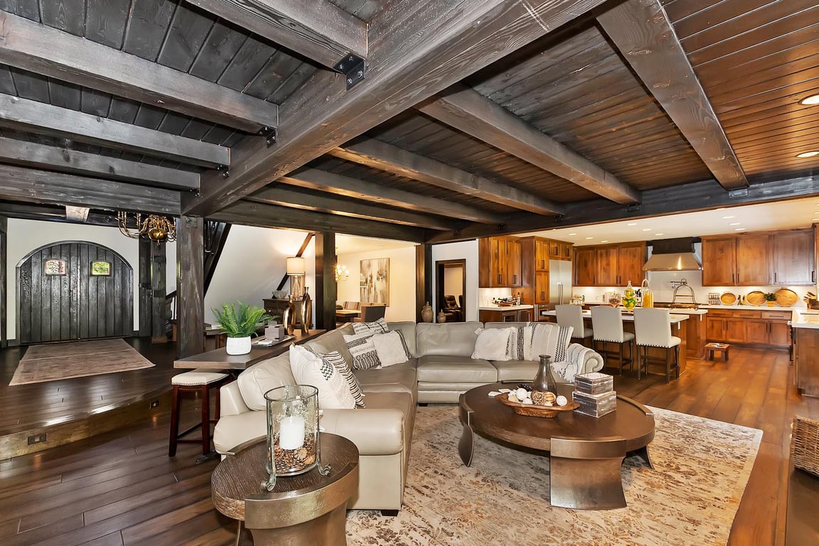 Cabin Image 7