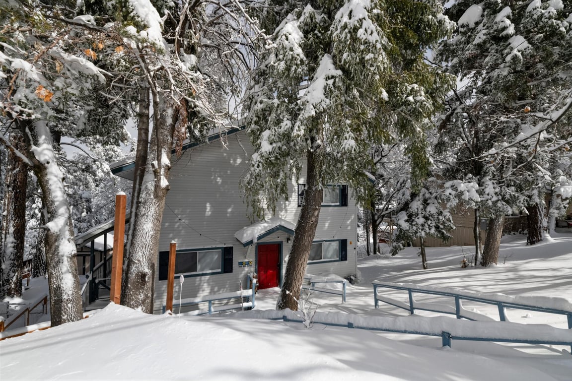 Cabin Image 38