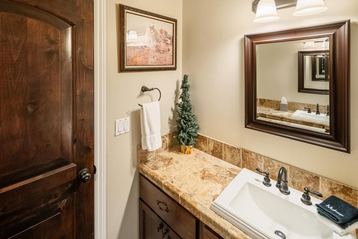 Cabin Image 77