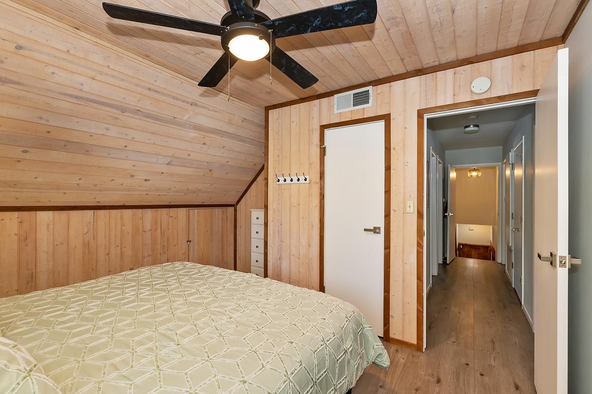 Cabin Image 29