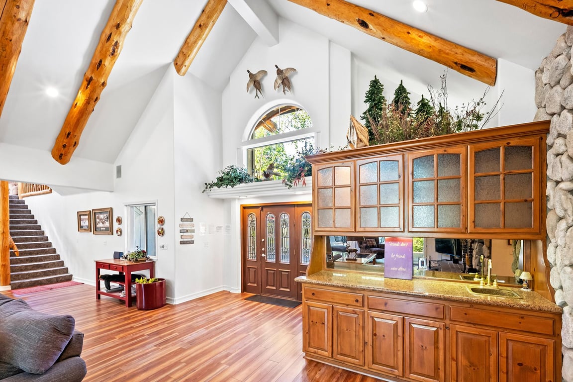 Cabin Image 9