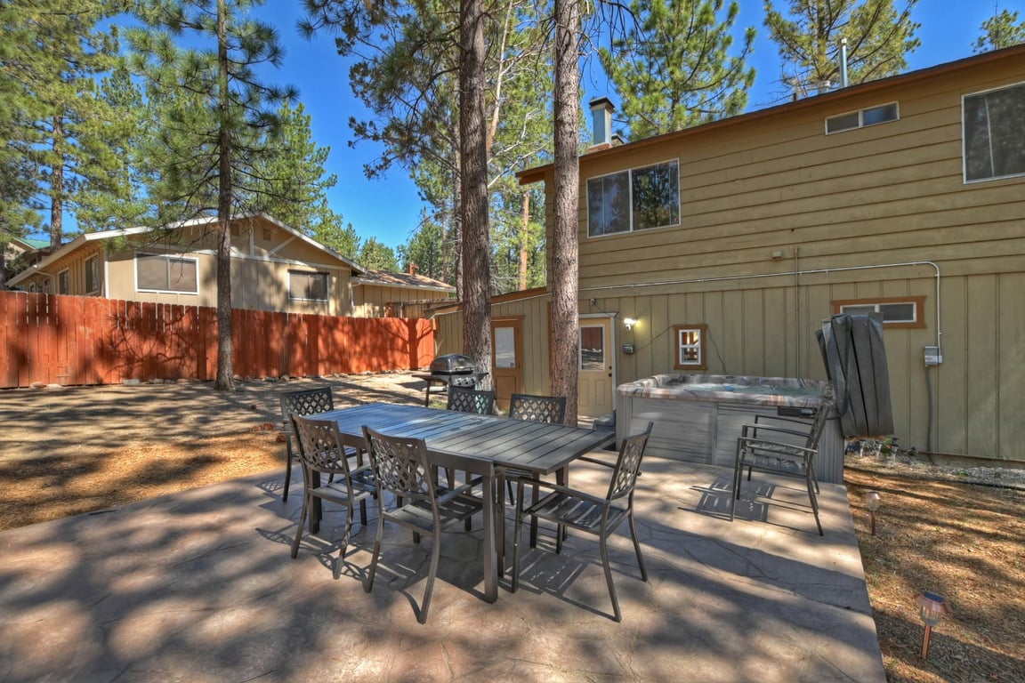 Cabin Image 38