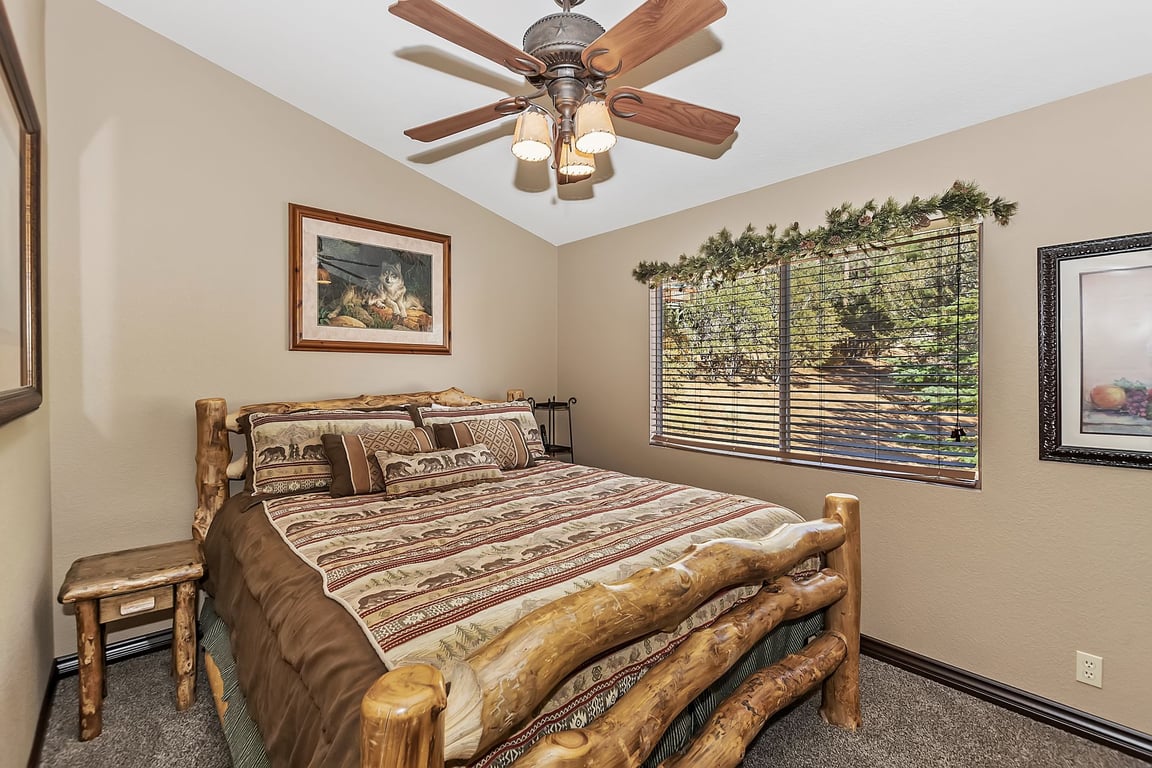 Cabin Image 11