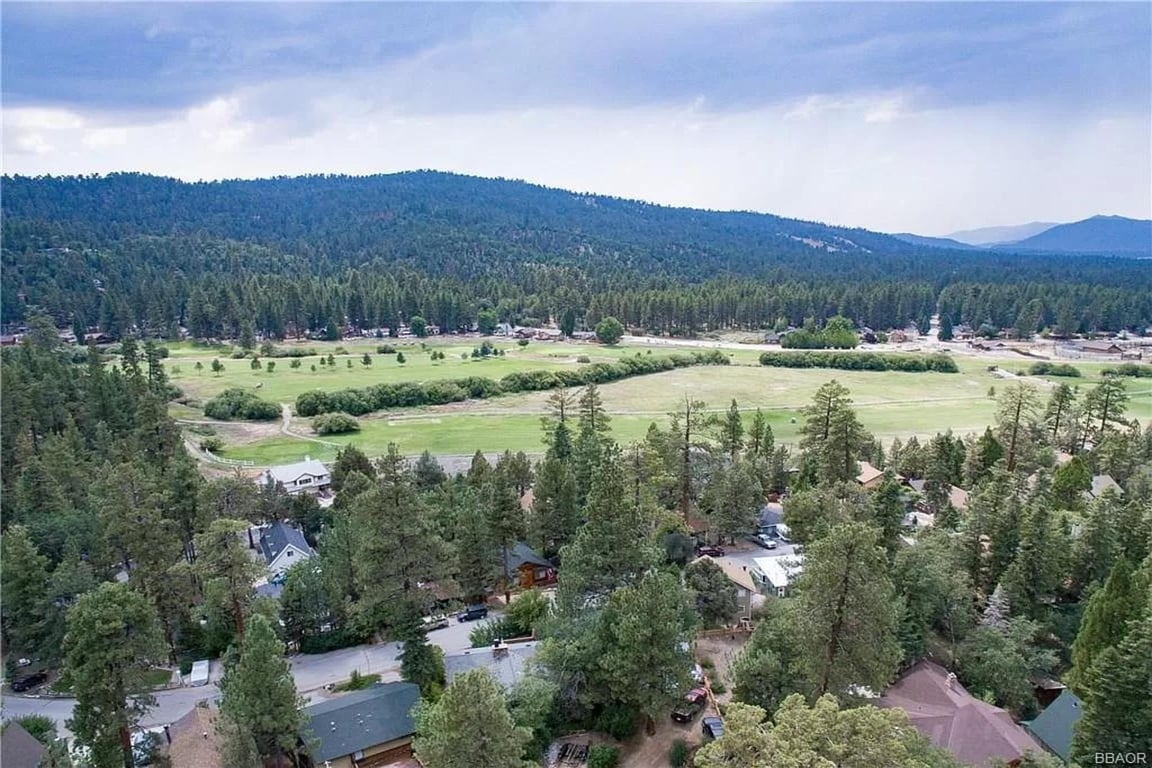 Cabin Image 36