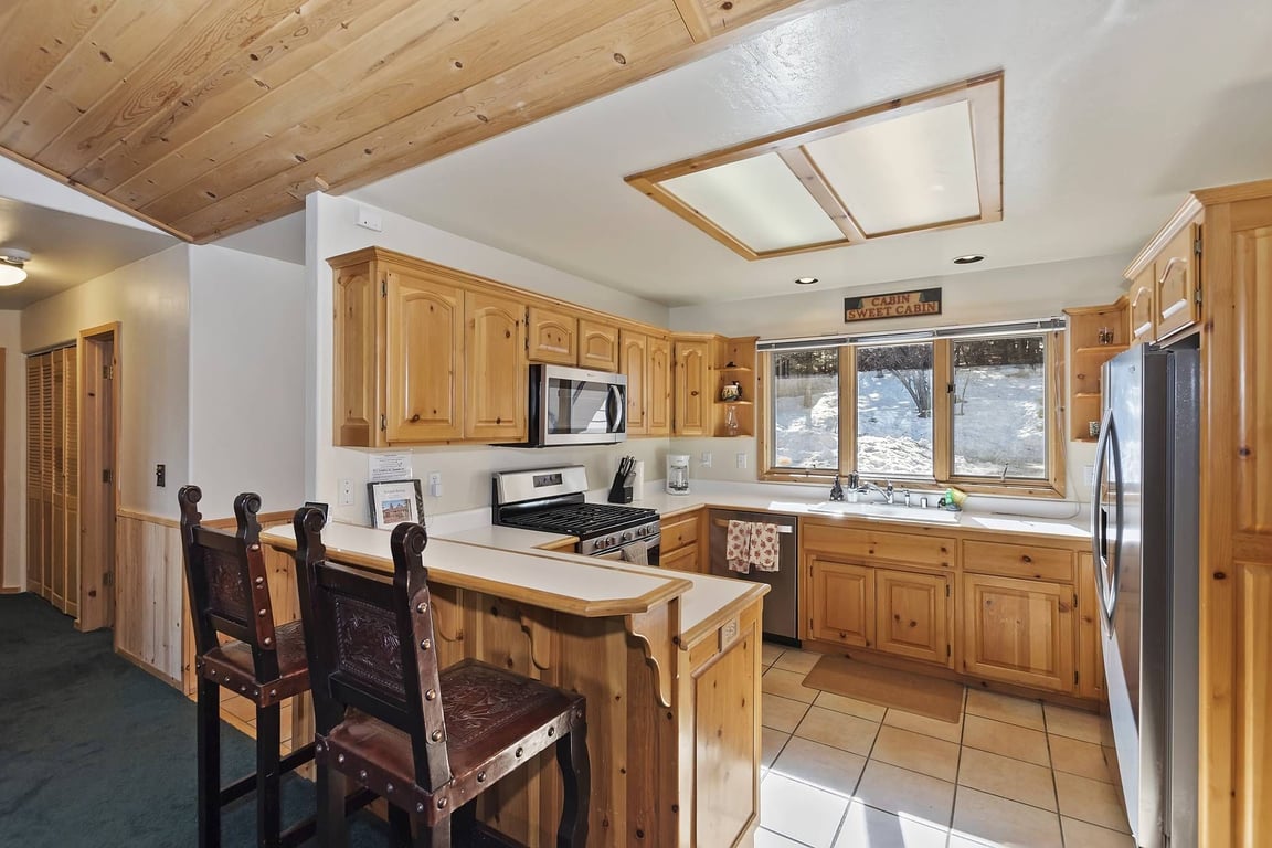 Big Bear Cabin - KlamathRetreat - 0004