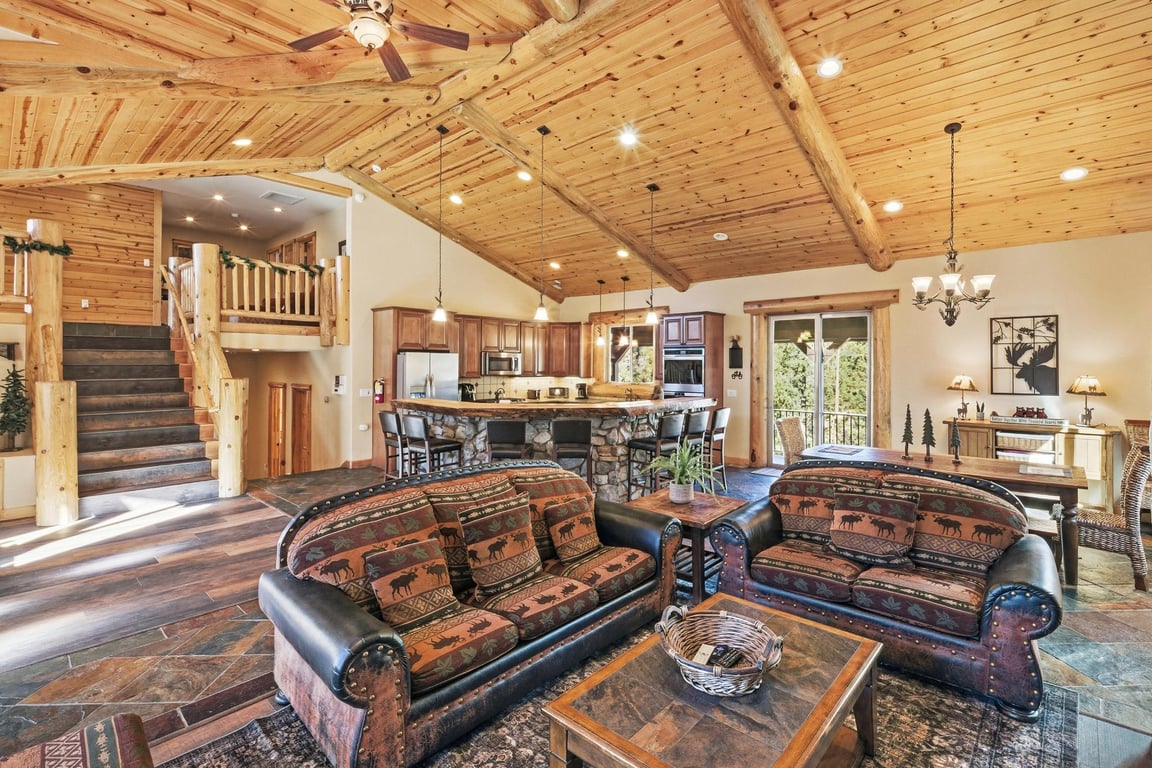 Cabin Image 12