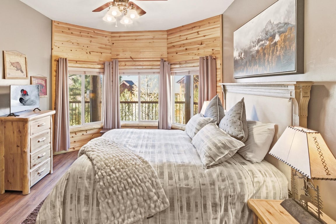 Cabin Image 34