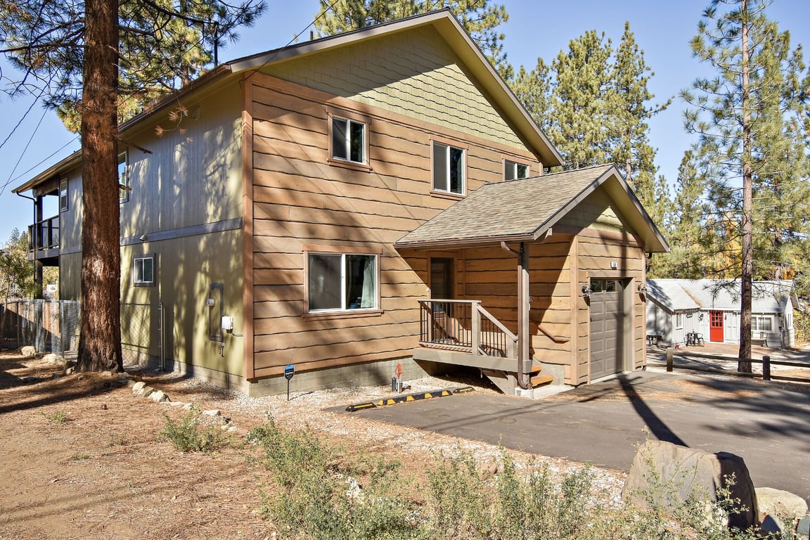 Big Bear Cabin - VillageRetreat - 0005