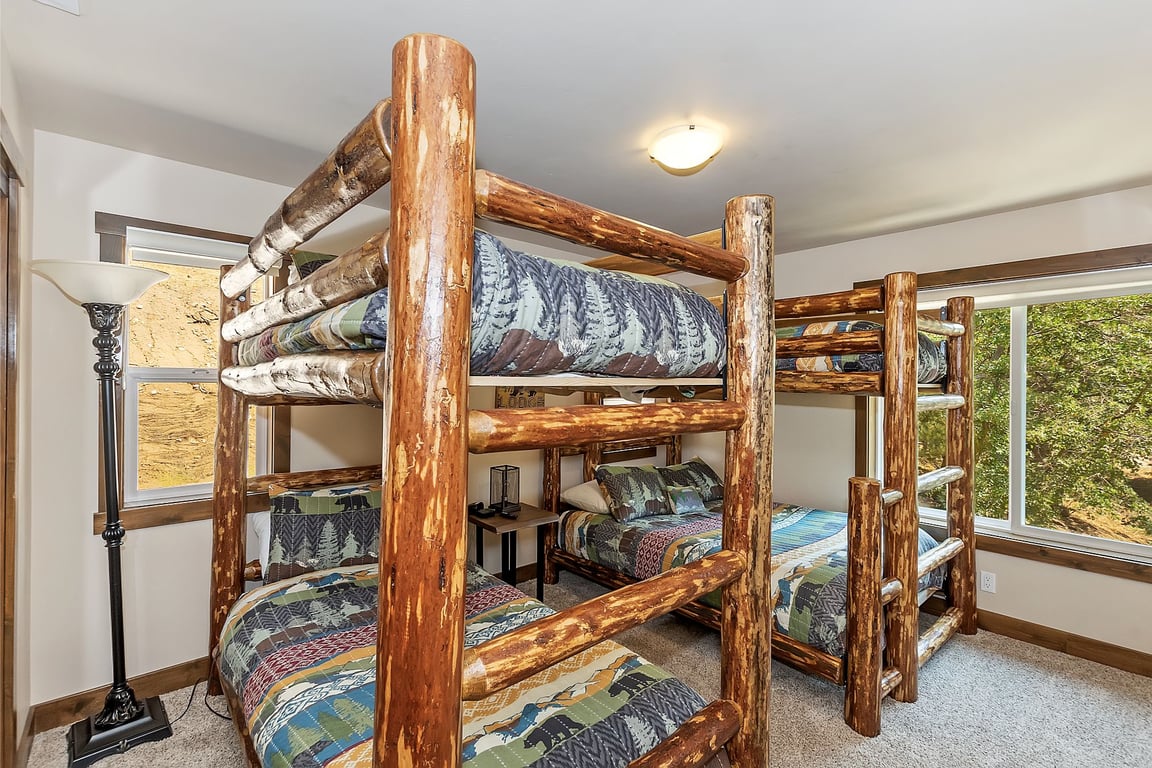 Cabin Image 29