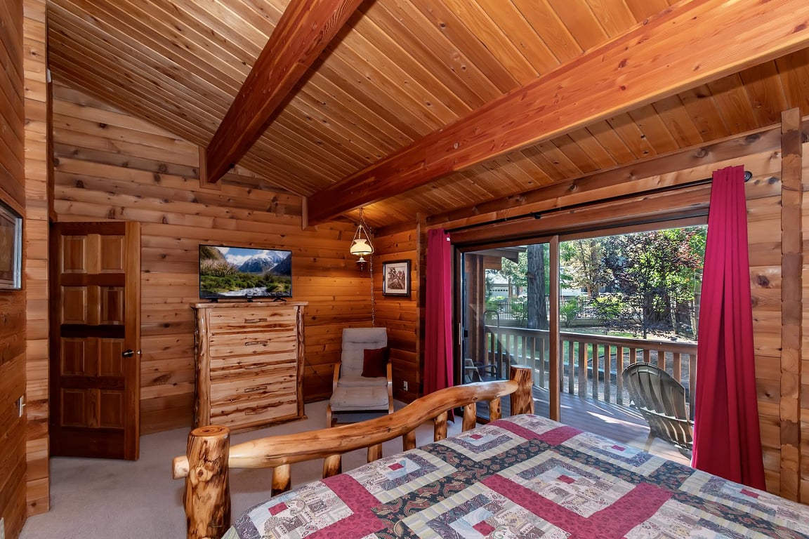 Cabin Image 20