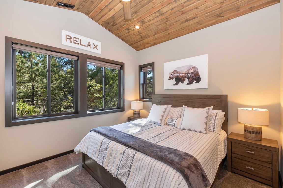 Cabin Image 38