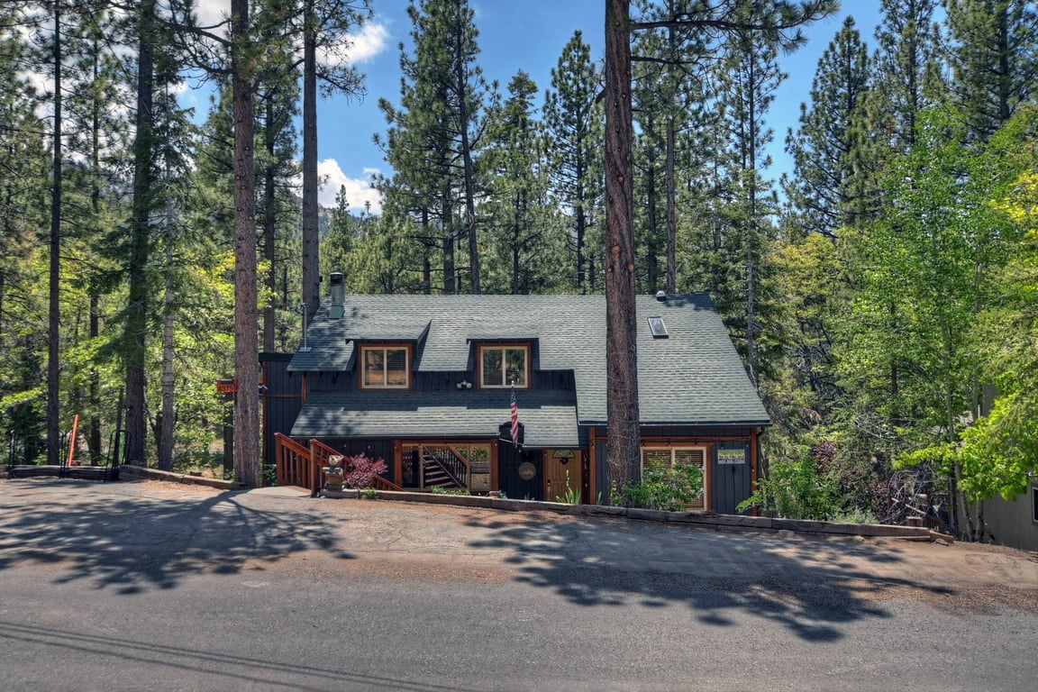 Cabin Image 38