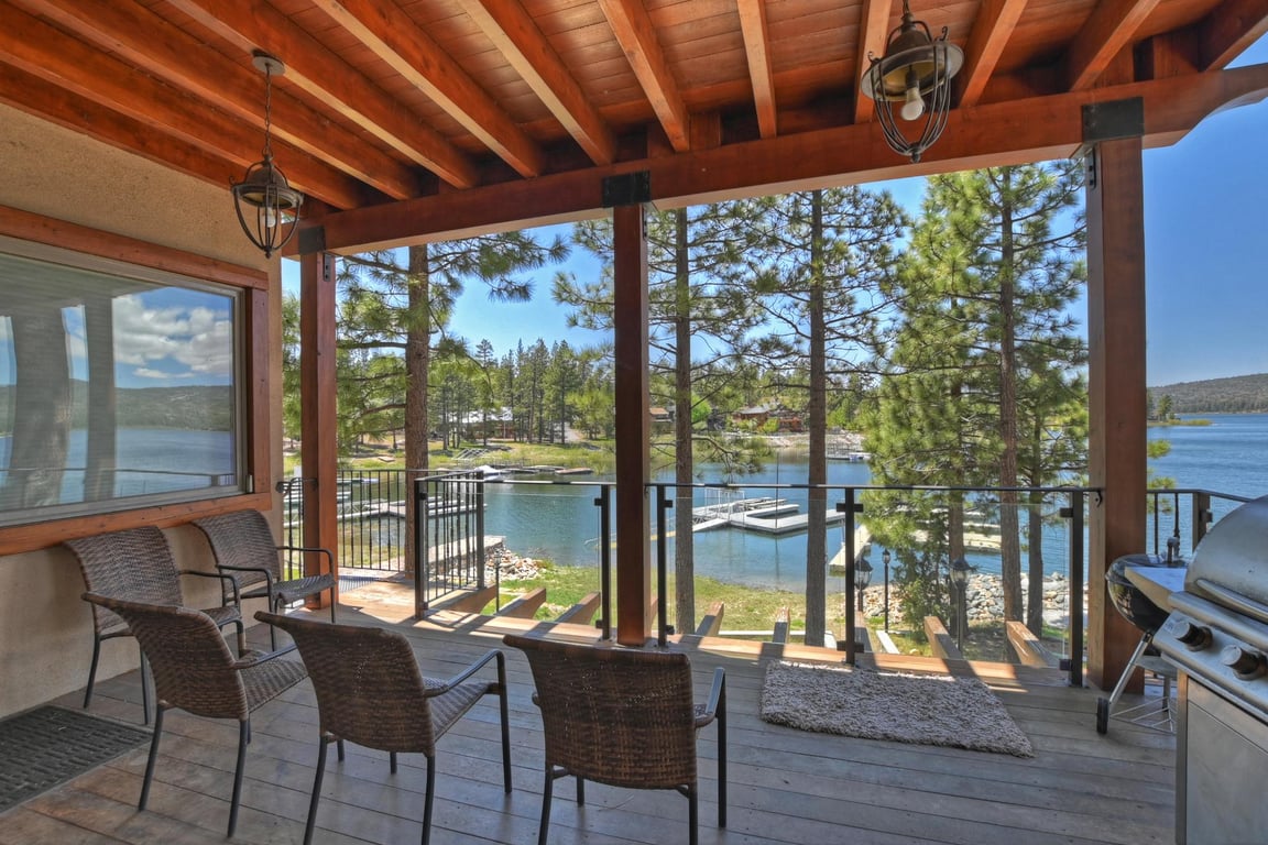 Cabin Image 9