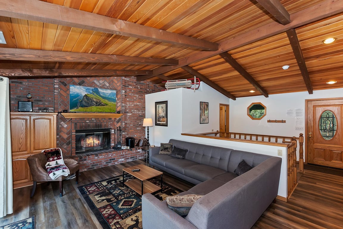 Cabin Image 6