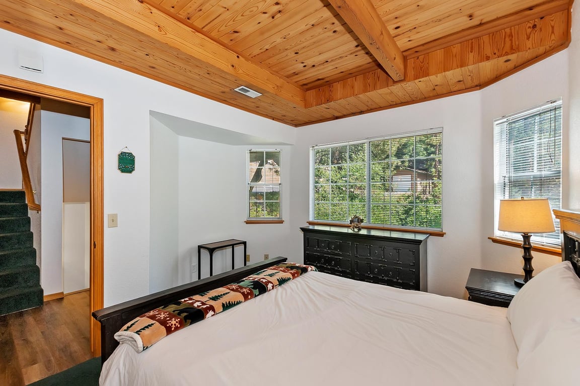 Cabin Image 31