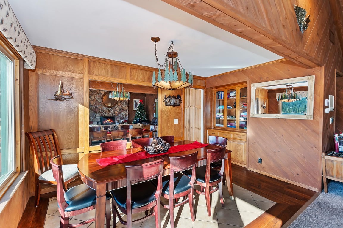 Cabin Image 13