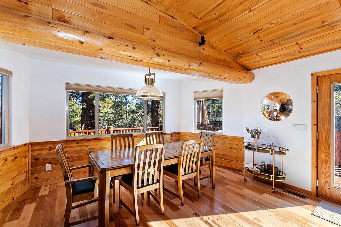 Cabin Image 13