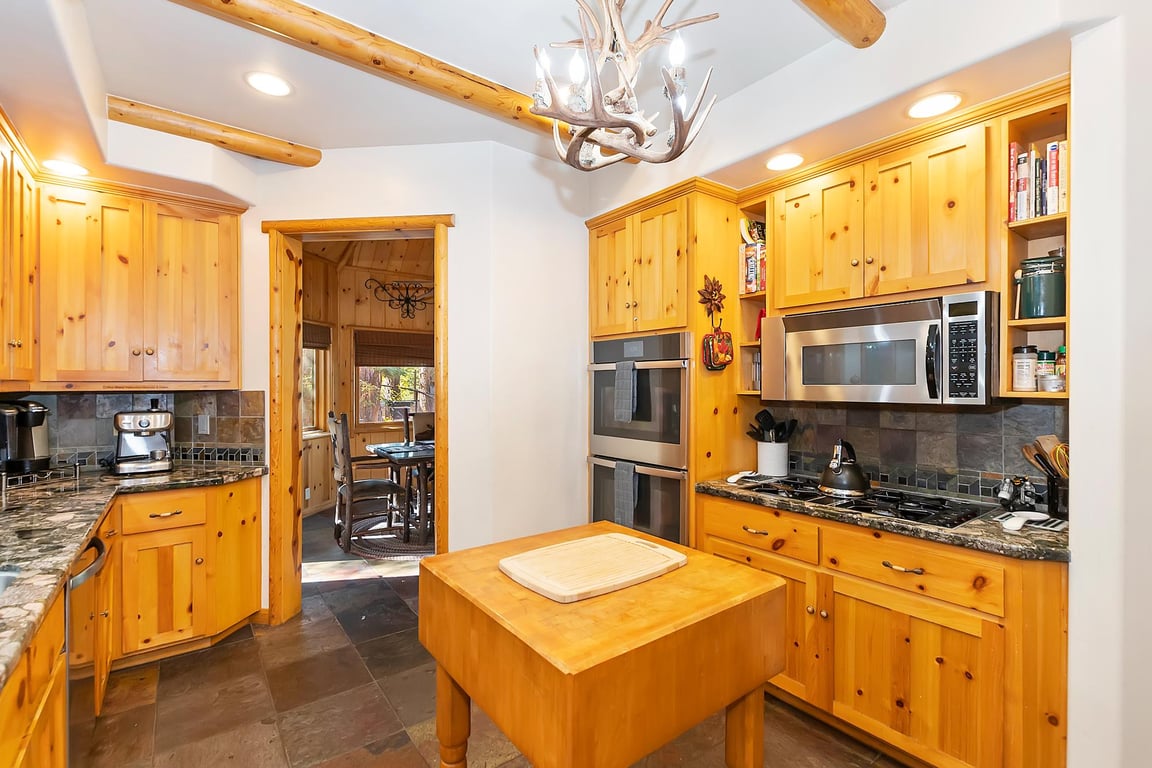 Cabin Image 15