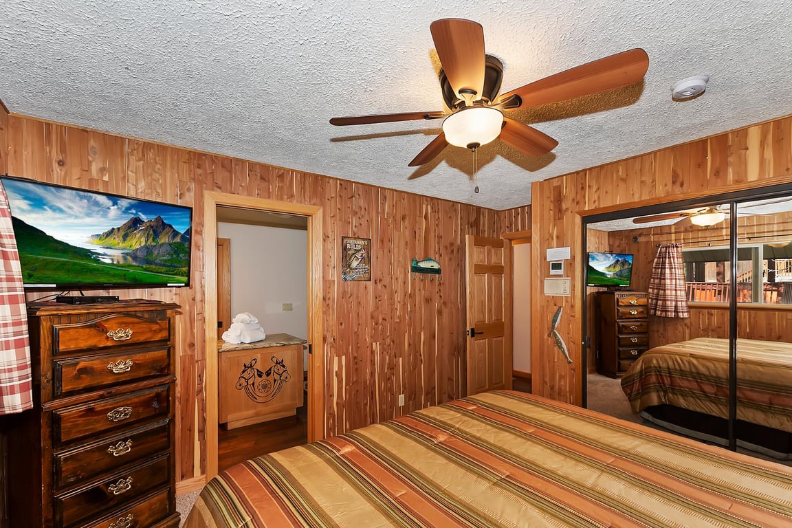 Cabin Image 30