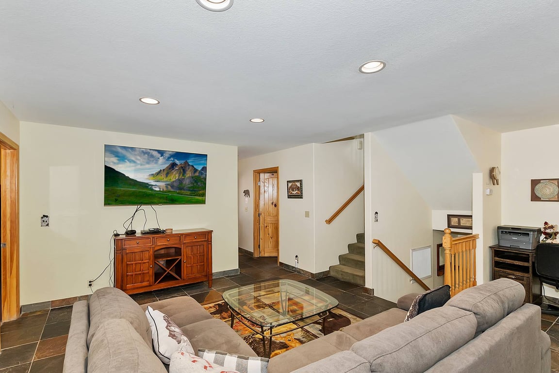 Cabin Image 24