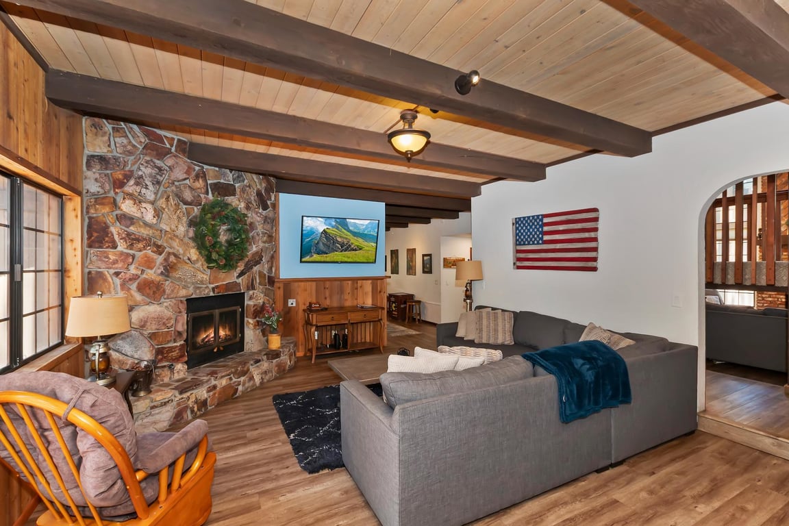 Cabin Image 17
