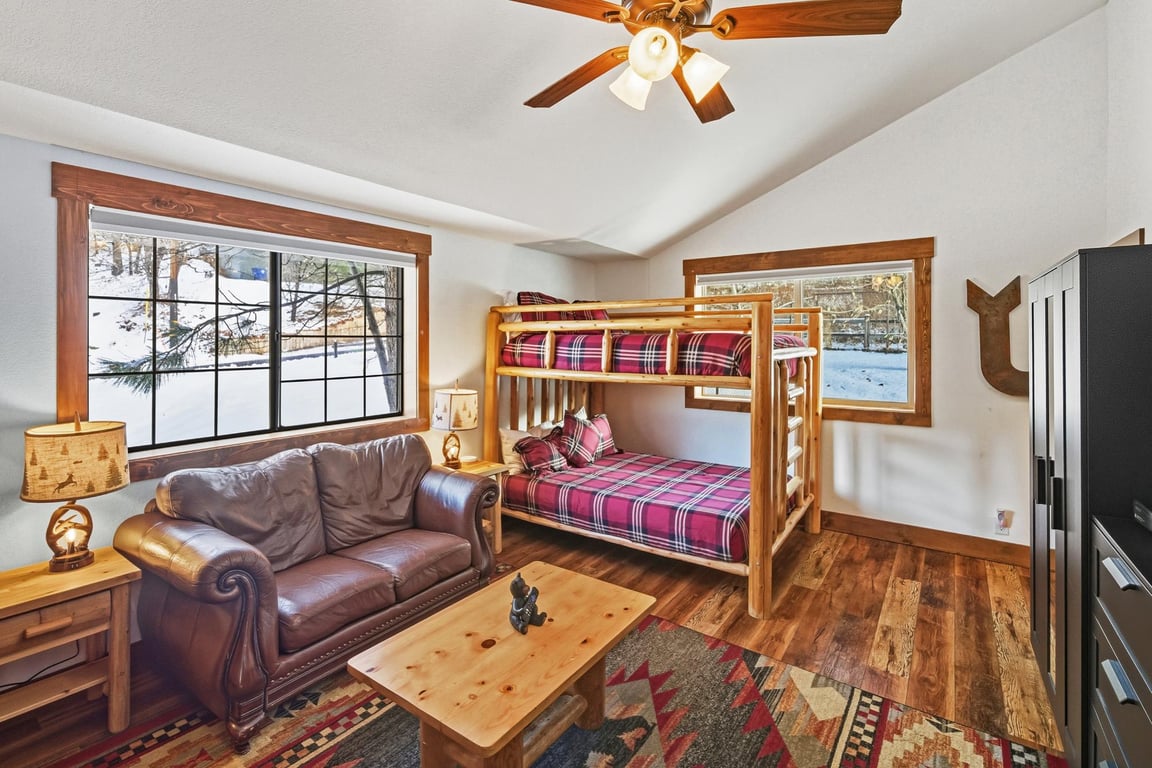 Cabin Image 52