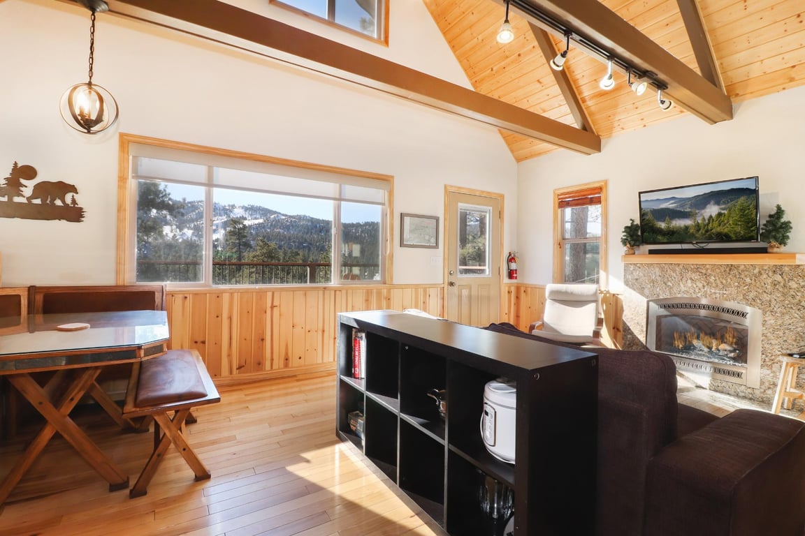 Big Bear Cabin - TheBunkHouse - 0004