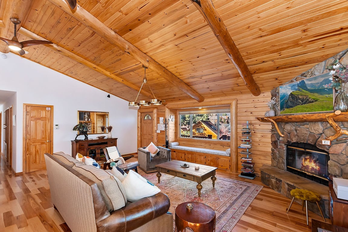 Cabin Image 6
