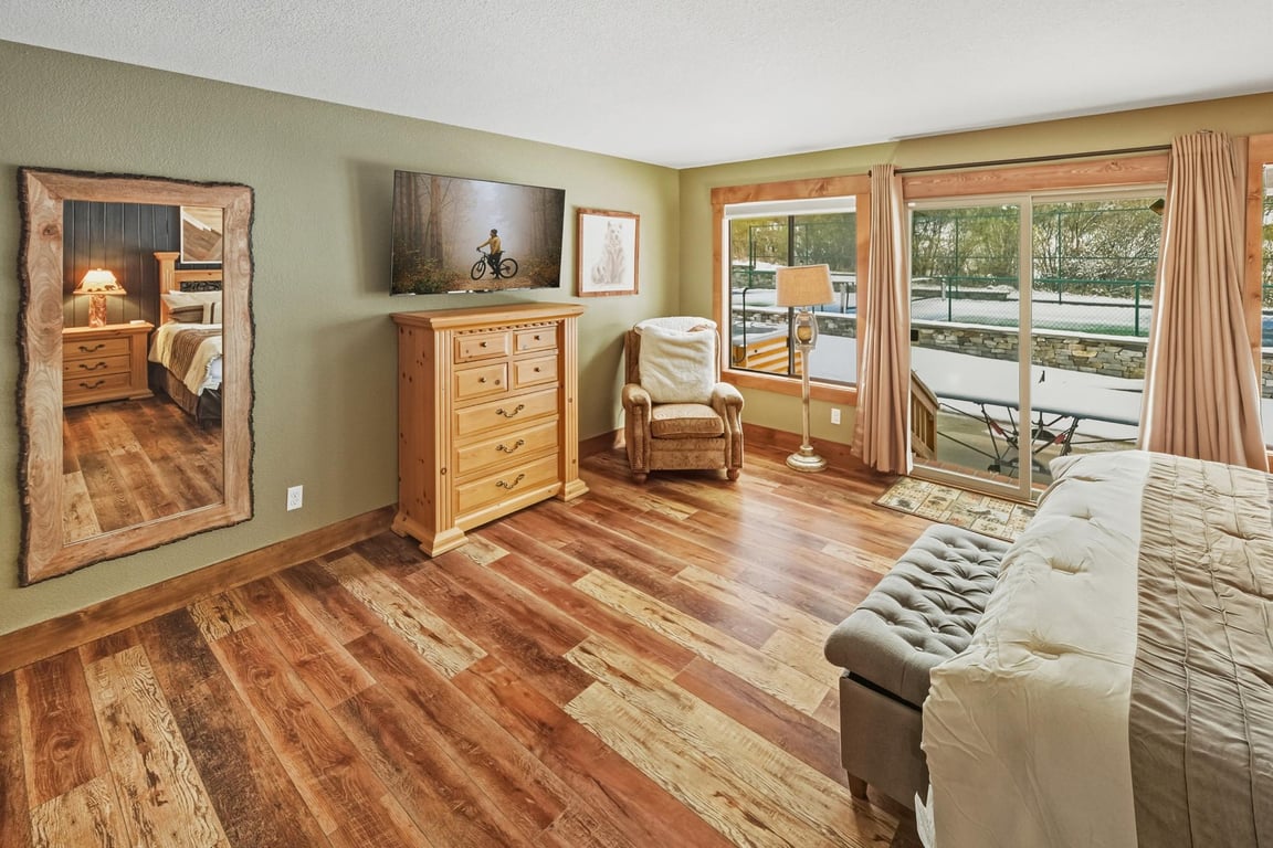 Cabin Image 40