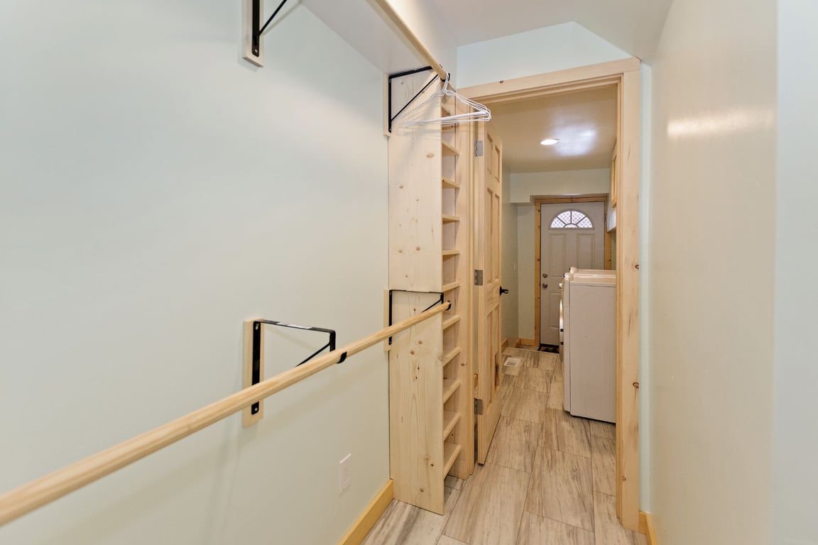 Cabin Image 18