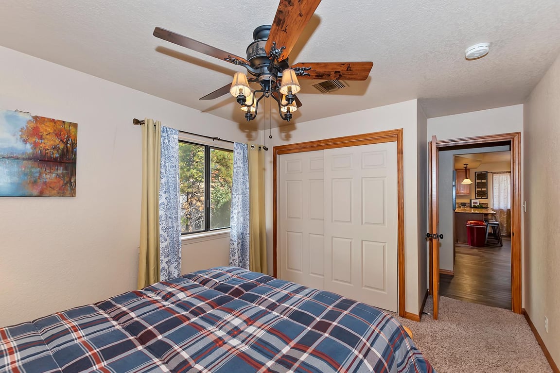 Cabin Image 35