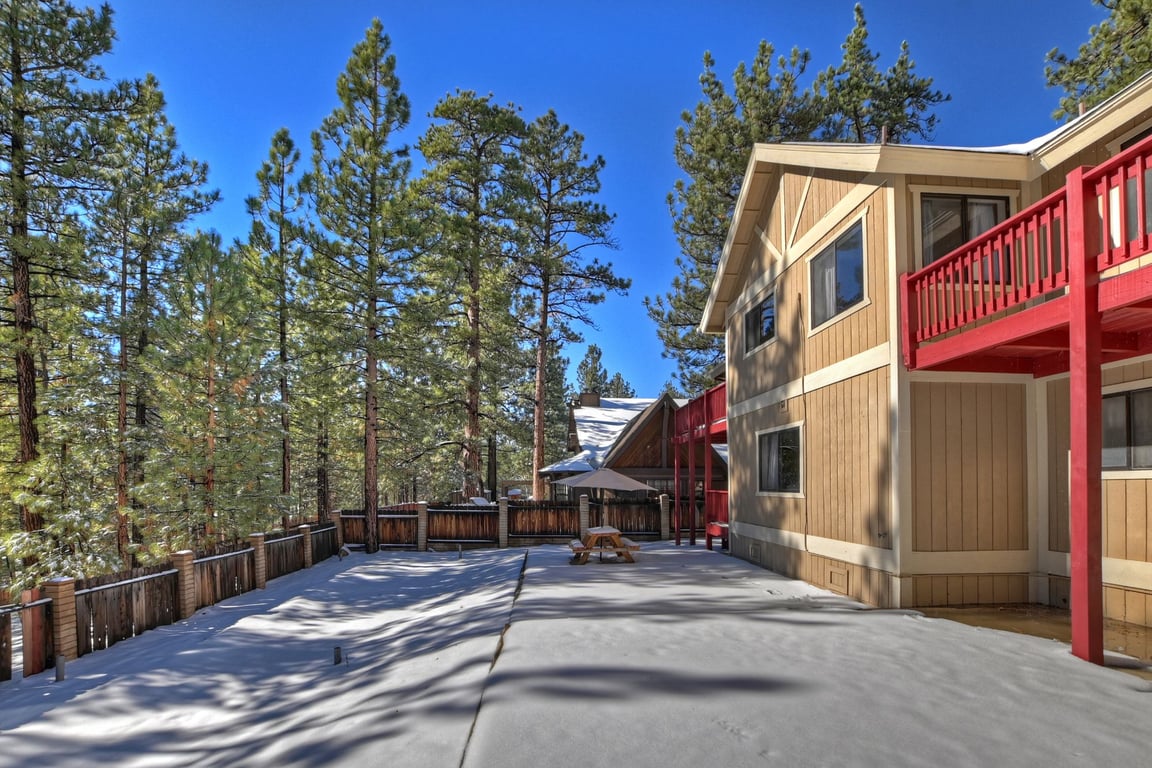 Cabin Image 30