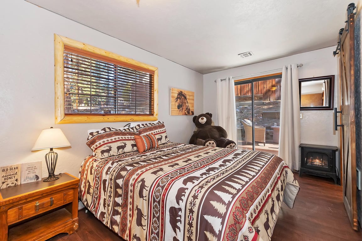 Cabin Image 15