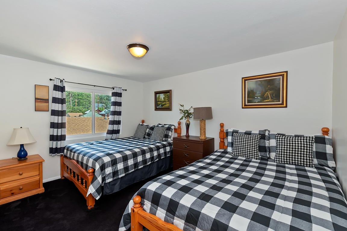 Cabin Image 29