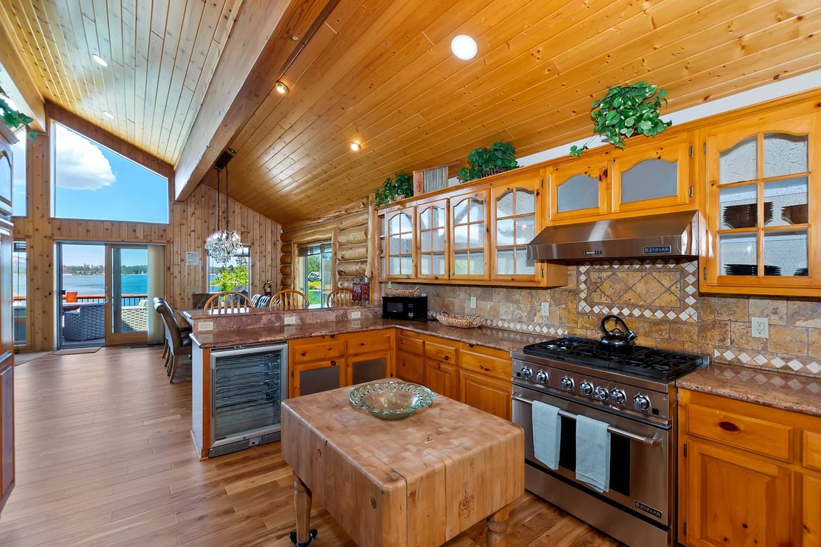Cabin Image 22