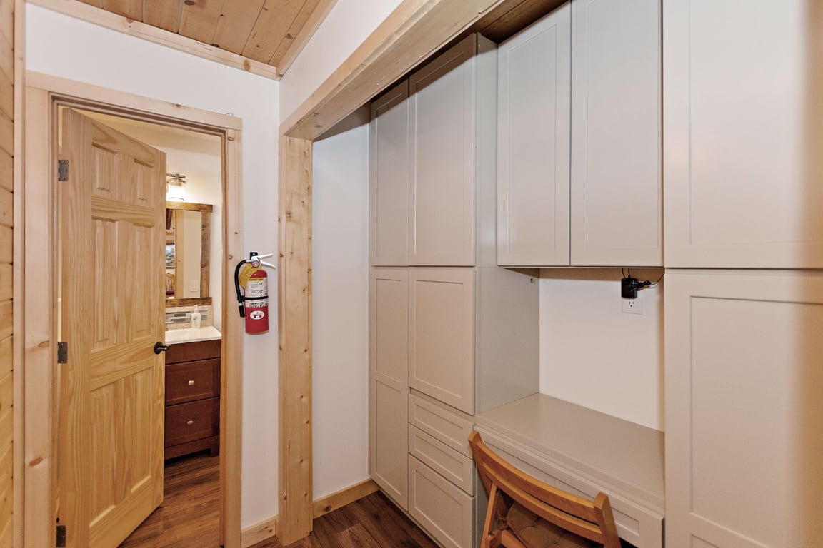 Cabin Image 19