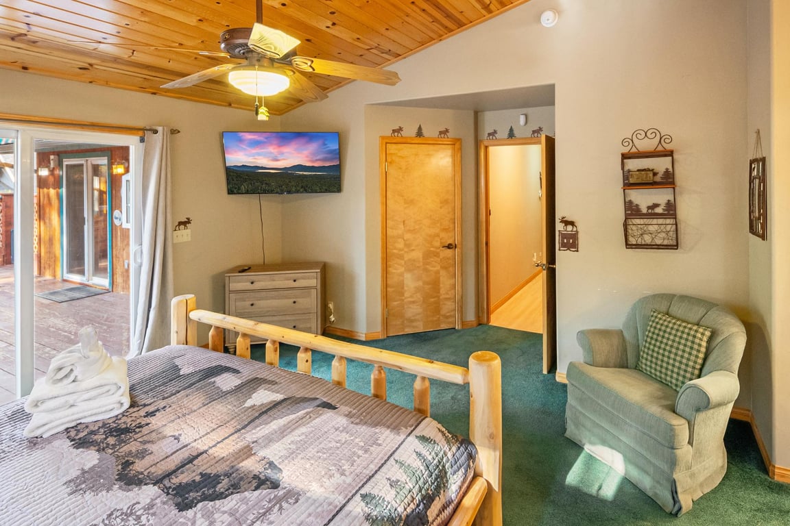 Cabin Image 26