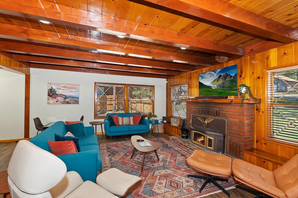 Cabin Image 9