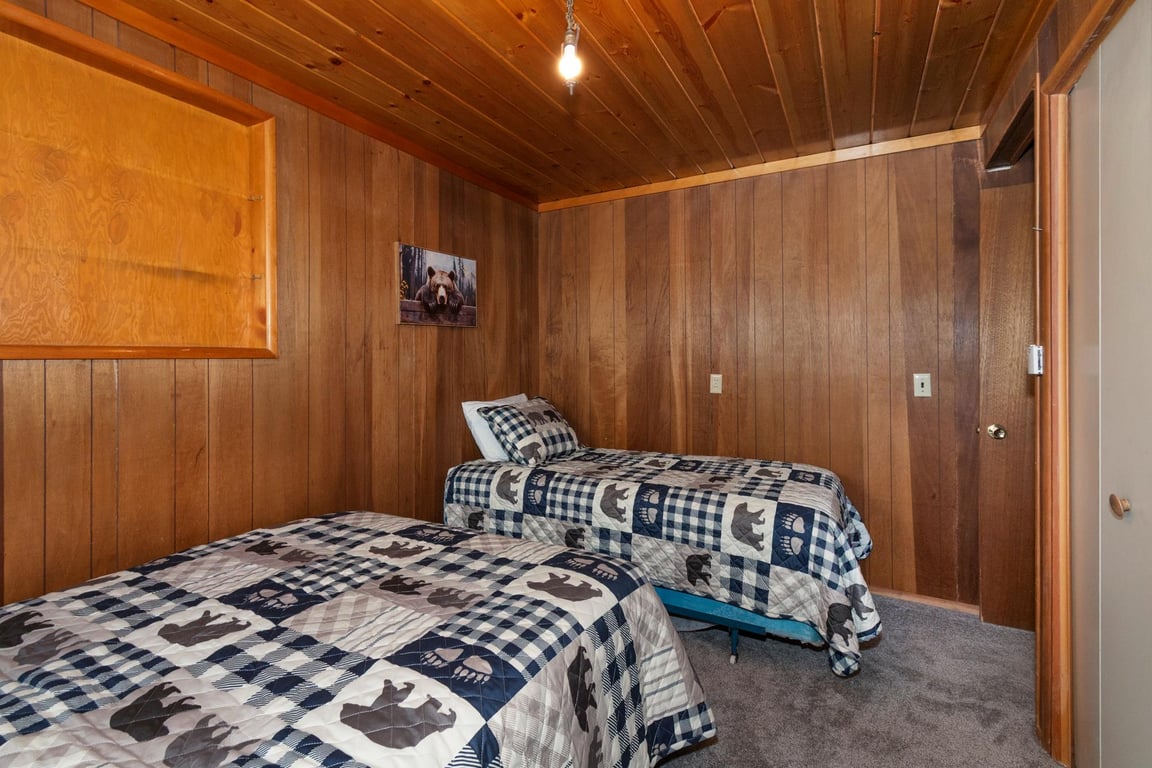 Cabin Image 26