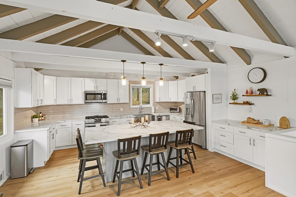 Big Bear Cabin - TheLandingonFern - 0004