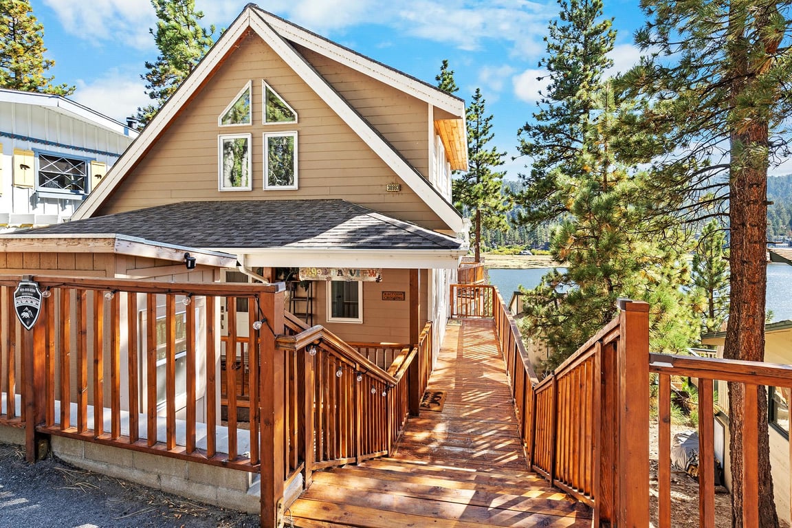 Cabin Image 6